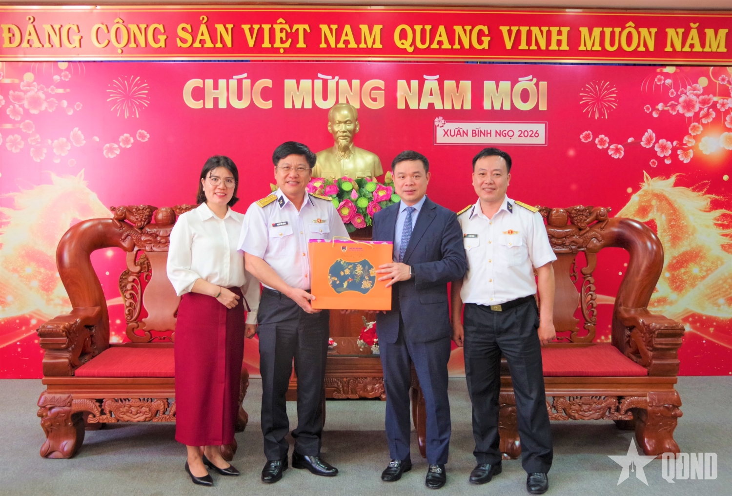 Học viện Hải quân chúc Tết các cơ quan, đơn vị tỉnh Đắk Lắk